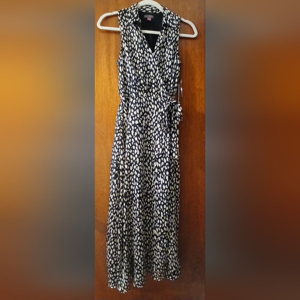 NWT Vince Camuto Sleeveless Black And Beige Wrap Dress